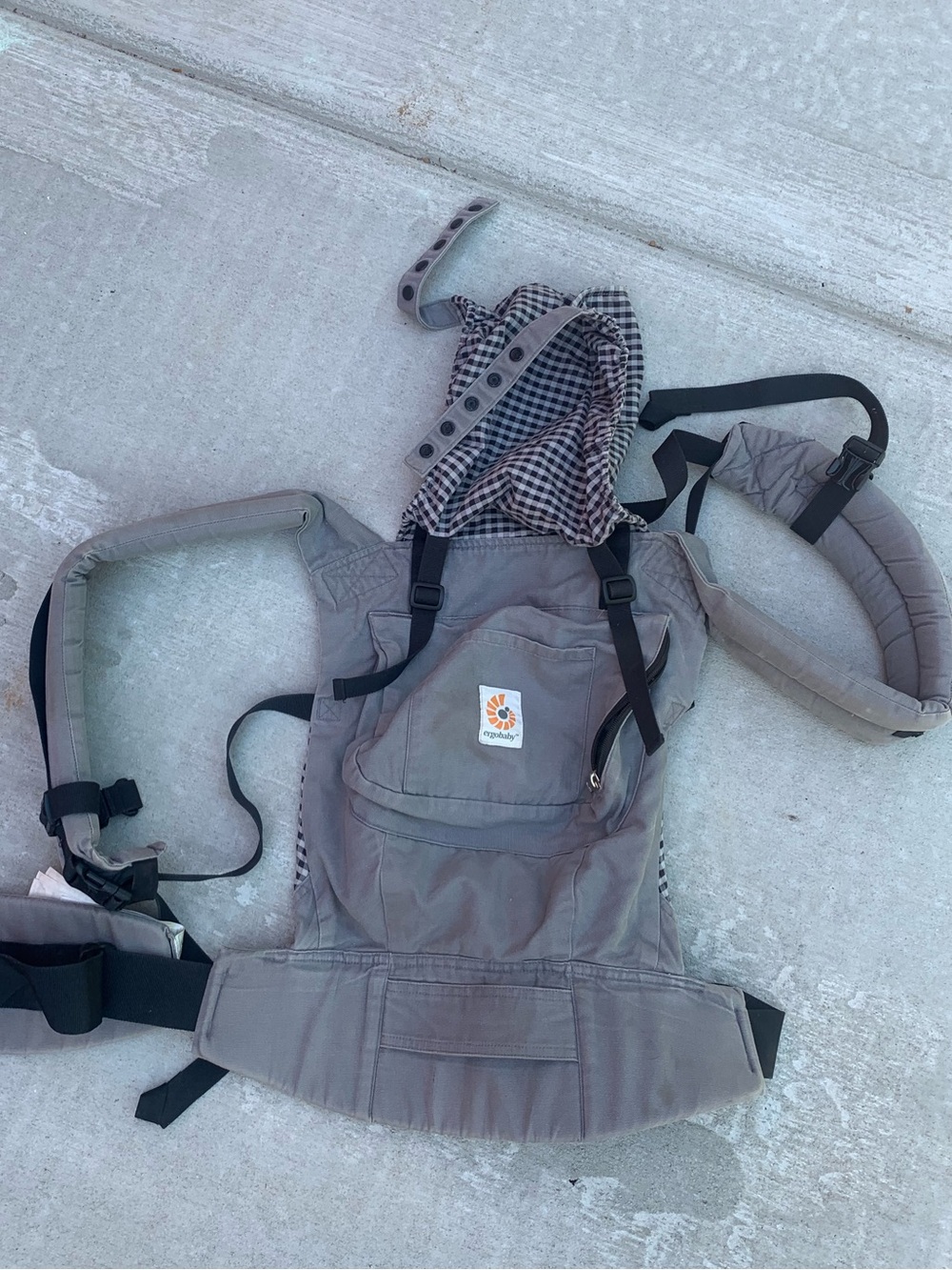 Ergobaby Gray Carrier with sunshade